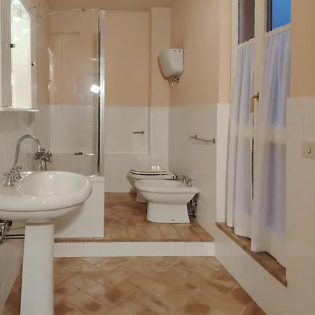 Casaregina In Collina Bed and breakfast