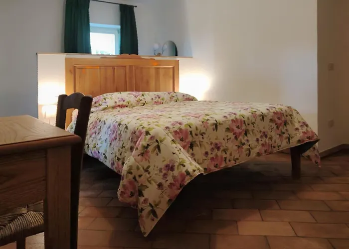 Casaregina In Collina Nocleg ze śniadaniem