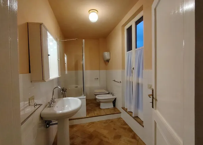 Casaregina In Collina Nocleg ze śniadaniem Foligno