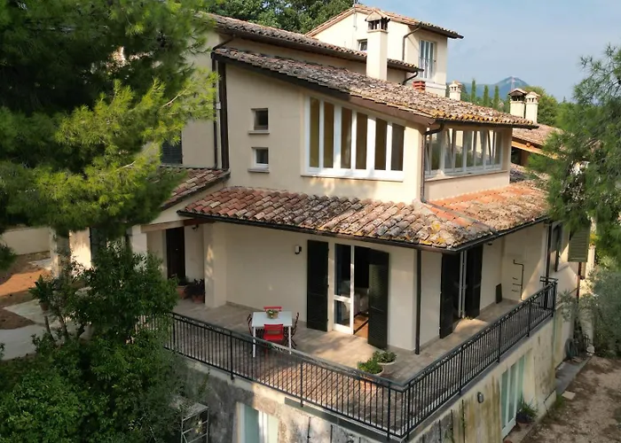 Casaregina In Collina Foligno