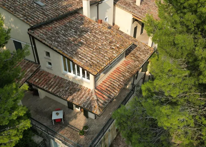 Casaregina In Collina 3* Foligno