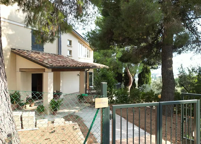 Nocleg ze śniadaniem Casaregina In Collina